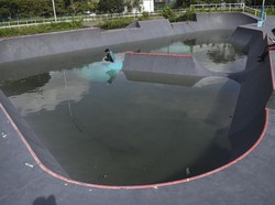 Arena Skateboard Eks Asian Games Jadi Kolam Renang, Pemprov: Kami Keringkan