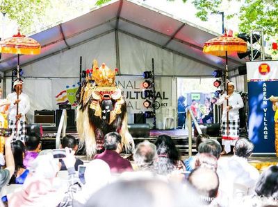 Tari Barong Curi Perhatian Warga Canberra
