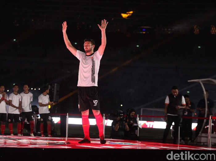 Persija Jakarta menggelar launching team di Stadion GBK, Jakarta, Minggu (23/2/2020). Seluruh punggawa team diperkenalkan.