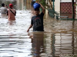 Kominfo Monitoring Jaringan Pasca-Banjir Jabodetabek
