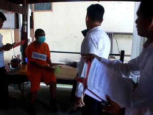 Rekonstruksi Pembunuhan Bocah oleh Sales Alat Dapur