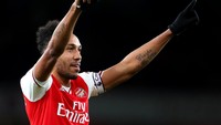Pierre-Emerick Aubameyang, pemain Arsenal asal Gabon ini menempati nomor delapan dengan 55 gol. Dia baru empat musim bermain di Liga Inggris (Catherine Ivill/Getty Images)
