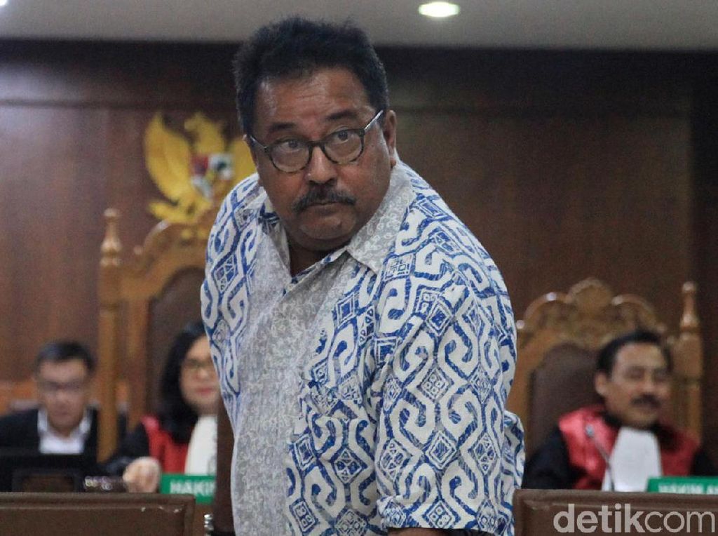 Video Rano Karno Bantah Terima Rp 1,5 M dari Wawan Selama Jadi Wagub Video Rano Karno Bantah Terima Rp 1,5 M dari Wawan Selama Jadi Wagub