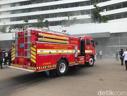 Heboh Ada Asap Tak Ada Api di Gedung DPR RI