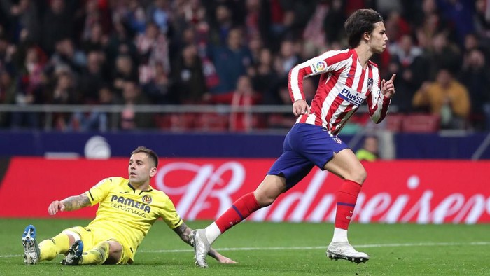 MADRID, SPAIN - FEBRUARY 23: Joao Felix of Atletico Madrid celebrates after scoring his teams third goal during the La Liga match between Club Atletico de Madrid and Villarreal CF at Wanda Metropolitano on February 23, 2020 in Madrid, Spain. (Photo by Gonzalo Arroyo Moreno/Getty Images)