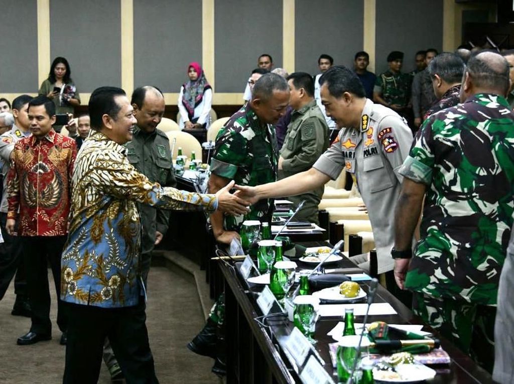 Akan Kunjungi Papua, Ketua MPR: Kita Tak Pernah Melupakan Papua Akan Kunjungi Papua, Ketua MPR: Kita Tak Pernah Melupakan Papua