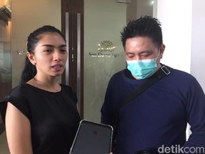 Angel Karamoy Kenang Pesan Mendiang Ventje Rumangkang Angel Karamoy Kenang Pesan Mendiang Ventje Rumangkang