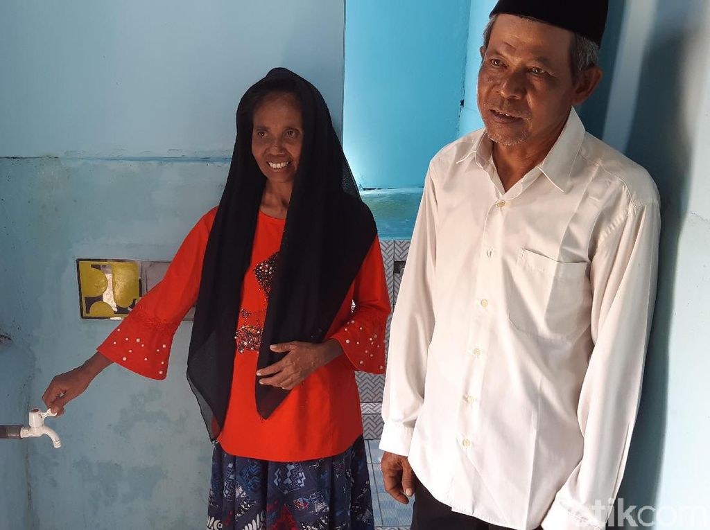 30 Tahun BAB di Sawah, Warga Serang Akhirnya Punya Jamban 30 Tahun BAB di Sawah, Warga Serang Akhirnya Punya Jamban