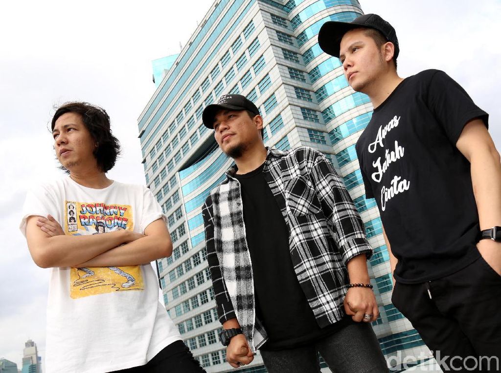 Berkaca Pada Coldplay, Armada Lebih Suka Menjajaki Anak Tangga Berkaca Pada Coldplay, Armada Lebih Suka Menjajaki Anak Tangga