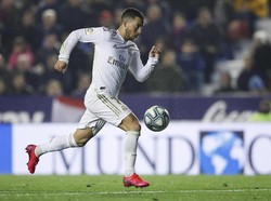 Virus Corona Paksa Eden Hazard Batal Pulang Kampung