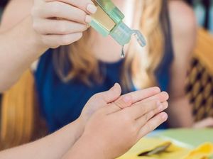 Cegah Virus Corona, 7 Hand Sanitizer Ini Punya Kandungan Alkohol Lebih dari 50% Cegah Virus Corona, 7 Hand Sanitizer Ini Punya Kandungan Alkohol Lebih dari 50%