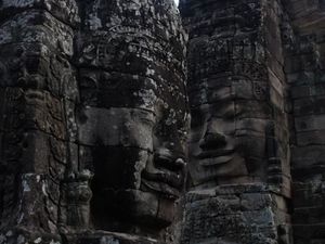 Wajah Toleransi di Candi Bayon