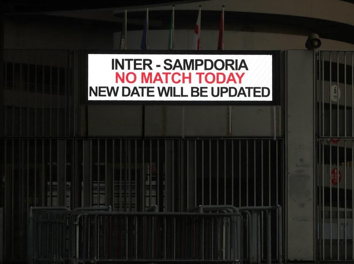 Wabah virus corona berdampak pada pertandingan sepakbola di Italia. Sejumlah stadion yang sebelumnya jadi lokasi pertandingan ditutup sementara imbas COVID-19.
