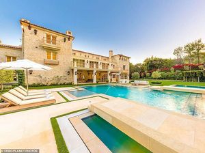 Intip Rumah Mewah Rp 96 Miliar Meghan Markle dan Pangeran Harry Intip Rumah Mewah Rp 96 Miliar Meghan Markle dan Pangeran Harry