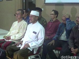 Abah Ali-Gus Amak Resmi Serahkan Syarat Dukungan Maju Independen ke KPU