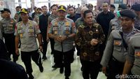 Kapolda Metro Tinjau Gedung DPR Usai Diselimuti Asap Pekat