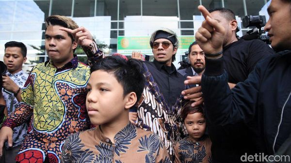 Pembelaan Gen Halilintar soal Cover Lagi Syantik