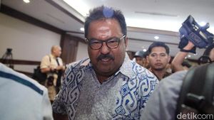 Rano Karno Bantah Terima Uang di Sidang Wawan