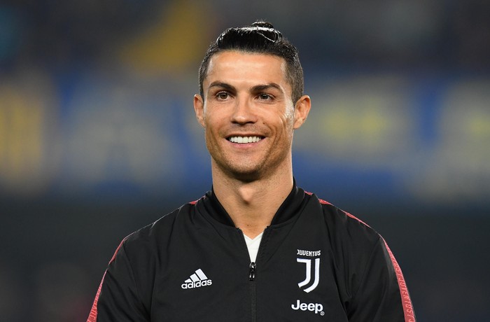 VERONA, ITALY - FEBRUARY 08:  Cristiano Ronaldo of Juventus looks on during the Serie A match between Hellas Verona and  Juventus at Stadio Marcantonio Bentegodi on February 8, 2020 in Verona, Italy.  (Photo by Alessandro Sabattini/Getty Images)