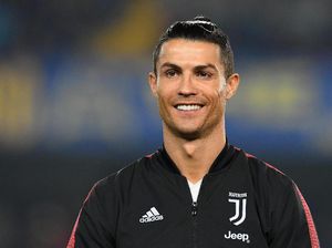 Ronaldo Tonton El Clasico di Santiago Bernabeu Ronaldo Tonton El Clasico di Santiago Bernabeu