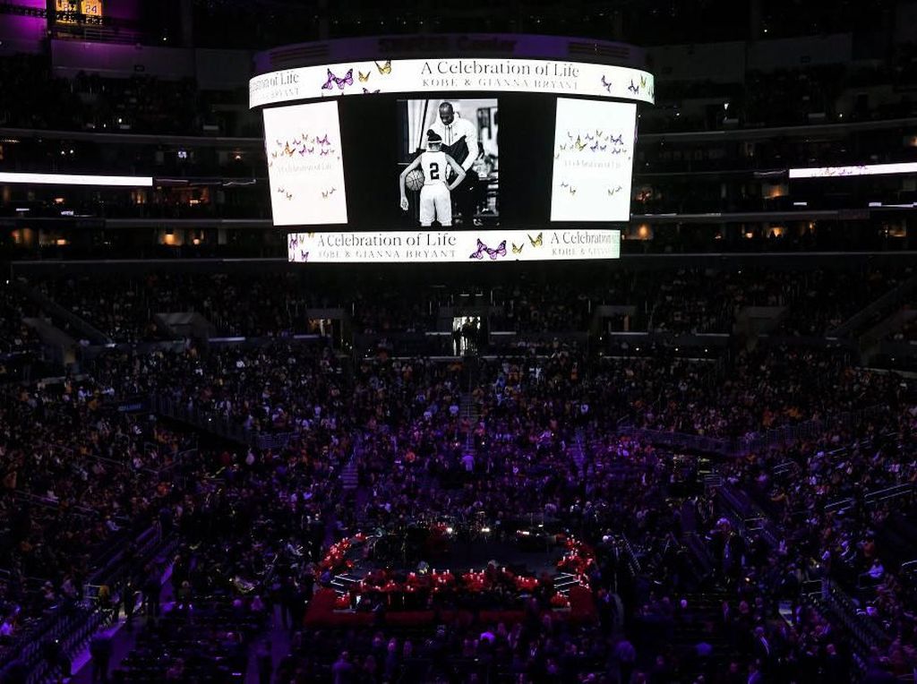 Tribut Mengenang Kobe Bryant Digelar di Staples Center