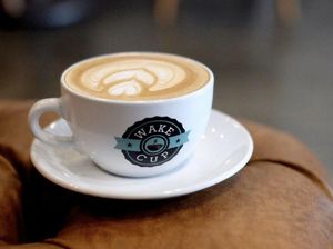 5 Tempat Ngopi Enak di Mega Kuningan, Dijamin Bikin Seger! 5 Tempat Ngopi Enak di Mega Kuningan, Dijamin Bikin Seger!