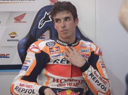 Tak Ada Kontak, Bukan Masalah Ban Juga, Alex Marquez Kok Jatuh di Belakang Dovizioso?
