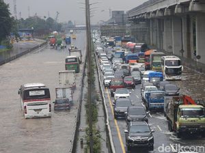 Perhatian! Berikut Kondisi Terkini Tol Jasa Marga Imbas Banjir