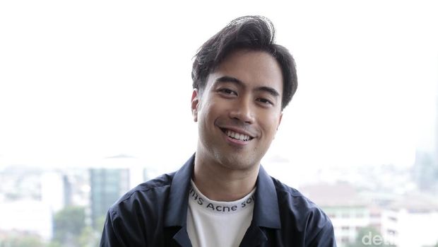 Vidi Aldiano saat berkunjung ke kantor detikcom.