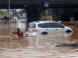 Cegah Banjir di Kolong Tol JORR Kalimalang, Kali Cakung Akan Dilebarkan