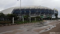 Hanya saja Pemkot Bandung kini ingin memastikan kembali perihal kelayakan Stadion GBLA. Hal itu seiring dengan upaya Pemkot Bandung yang mendorong agar Stadion GBLA bisa digunakan untuk menggelar pertandingan.