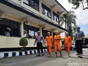 Tolong, Keluarga Tersangka Tragedi SMPN 1 Turi Juga Alami Trauma Tolong, Keluarga Tersangka Tragedi SMPN 1 Turi Juga Alami Trauma