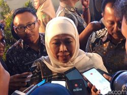 Arab Saudi Setop Umroh, Gubernur Khofifah Minta Jemaah Bersabar