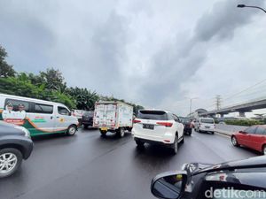 Tol Jagorawi arah Jakarta Macet Parah, Kecepatan Kurang dari 5 Km/Jam Tol Jagorawi arah Jakarta Macet Parah, Kecepatan Kurang dari 5 Km/Jam