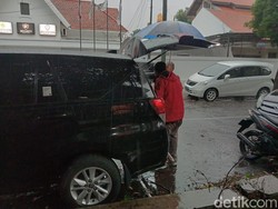 Pegawai Kantor Pengacara di Surabaya Sebut yang Dibawa KPK Adalah Makanan