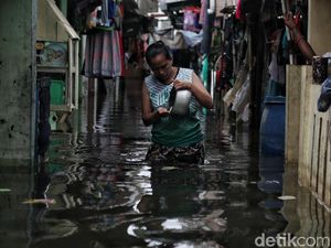 Banjir Jakarta Hari Ini, 3.565 Warga Mengungsi di 40 Titik