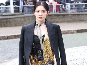 Penampilan 7 Idol K-Pop Paling Curi Atensi Saat Nonton Fashion Show Dunia