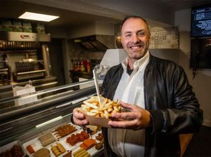 Punya Pola Makan Unik, Pria Ini Hanya Makan Kentang Goreng Selama 32 Tahun Punya Pola Makan Unik, Pria Ini Hanya Makan Kentang Goreng Selama 32 Tahun