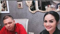 Tepis Isu Soal Cerai, Raul Lemos dan KD Pamer Foto Mesra Saat Kulineran