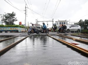 Pemprov DKI Tata Kawasan Stasiun, Ojol-Opang Diminta Tertib