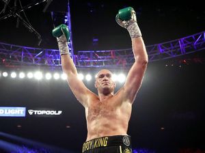 Sesumbar Tyson Fury: Lebih Jago dari Mike Tyson dan Muhammad Ali Sesumbar Tyson Fury: Lebih Jago dari Mike Tyson dan Muhammad Ali