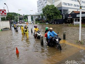 Kemang Raya Kembali Terendam Banjir