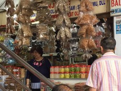 Ini Pasar Favorit Tempat Warga Singapura Belanja di Batam