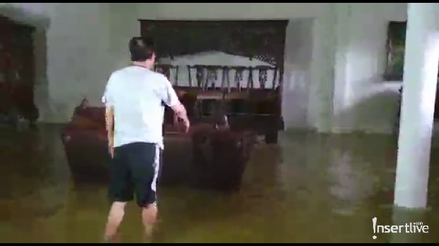 Rumah Roy Marten banjir