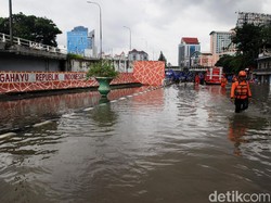 Video 4 Kelurahan di Grogol Terdampak Banjir