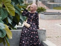 Kembali Tren, 5 Cara Memakai Hijab Pashmina yang Kekinian