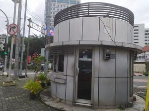 Pelaku Pelemparan Pospol Tugu Tani Menteng Diburu, CCTV Dicek Polisi