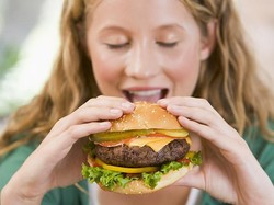 Iki Rek, 5 Tips Makan Junk Food Bagi Penderita Diabetes