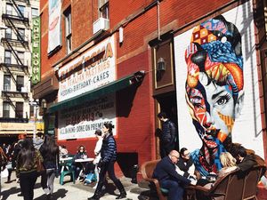 Tempat Nongki Para Mafia, Restoran-restoran di Little Italy Ini Wajib Dikunjungi