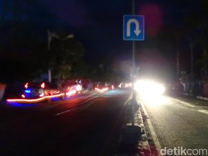 Seharian Mati Listrik Gegara Tower PLN Roboh, Begini Kondisi Rembang Malam Ini Seharian Mati Listrik Gegara Tower PLN Roboh, Begini Kondisi Rembang Malam Ini